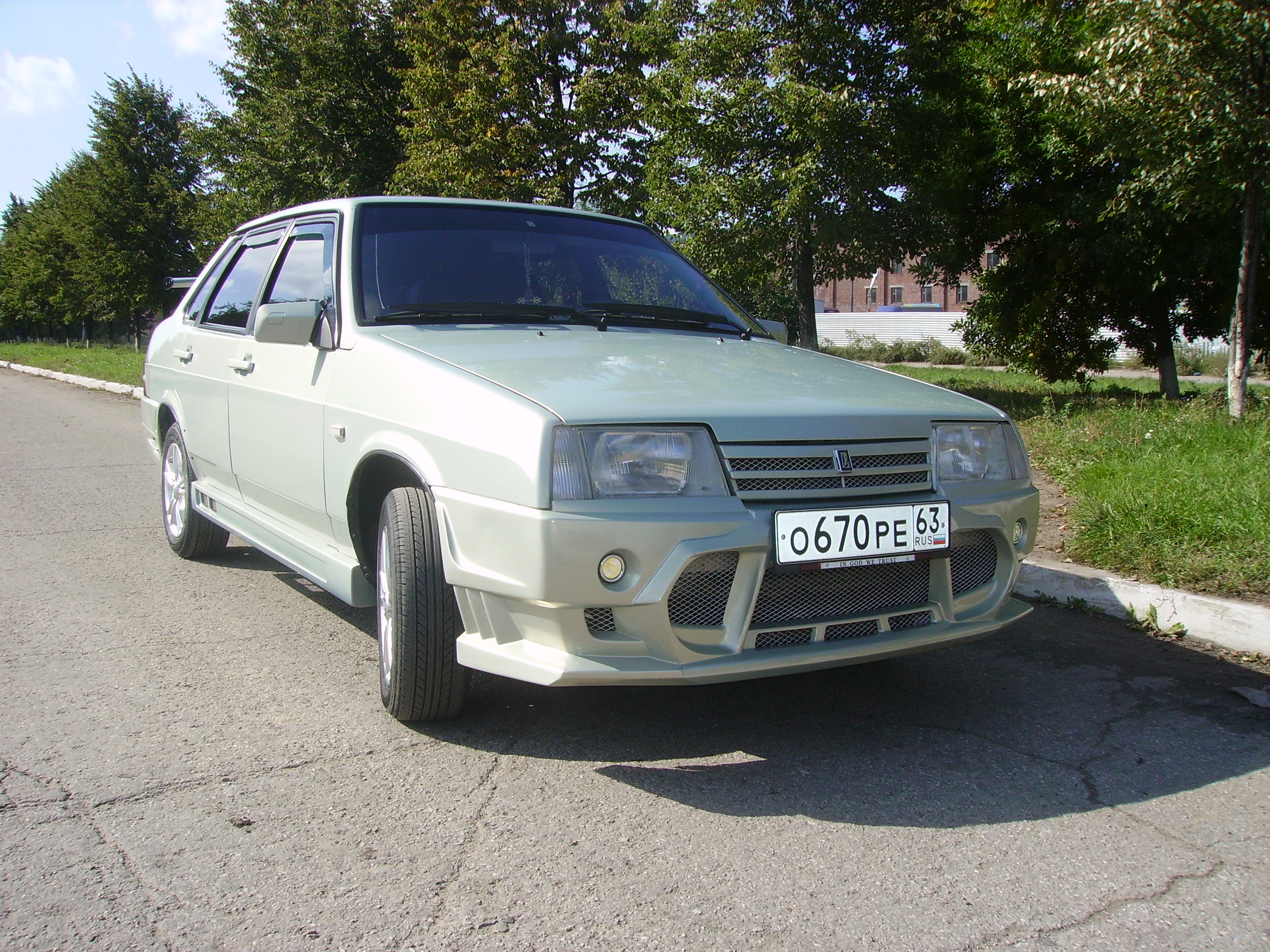Фото тюнинга ВАЗ-21099