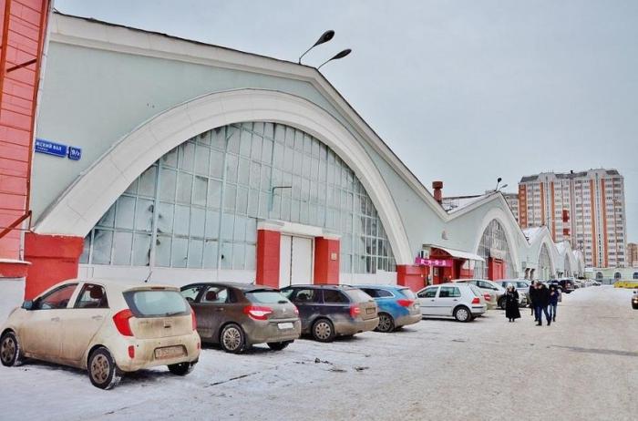Самый крупный в мире музей советских автомобилей музей