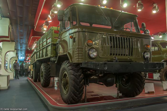 Газ-66 знаменитая "Шишига". 
